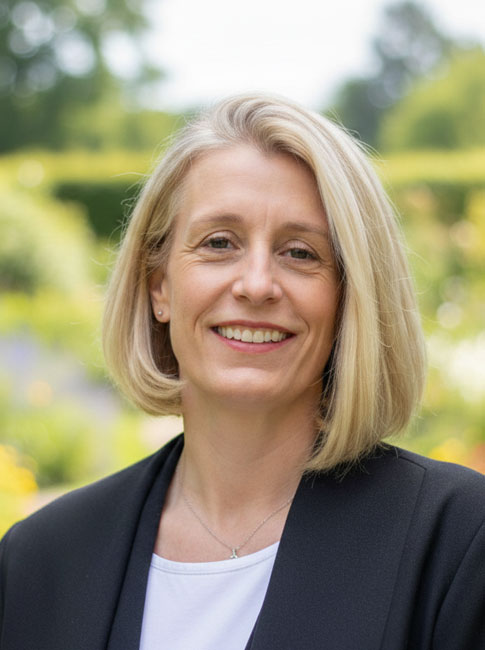 Michele Wiles, Contracts Manager, Farming Team